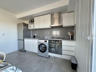 Foto 9 de Departamento en Alquiler- Al Golf 19 Albatros 4B de Costa Esmeralda - Balcón con protección