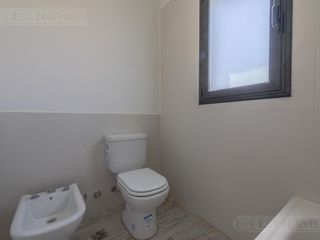 Foto 24 de VENTA CON RENTA casa 3 dormitorios en El Naudir MB