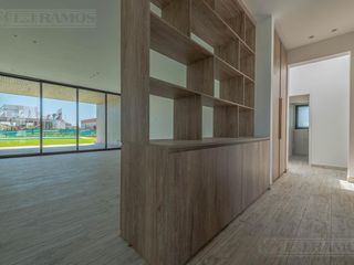 Foto 7 de VENTA CON RENTA casa 3 dormitorios en El Naudir MB
