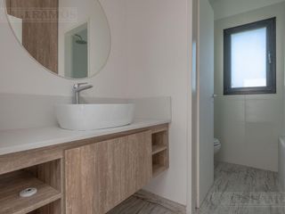 Foto 16 de VENTA CON RENTA casa 3 dormitorios en El Naudir MB