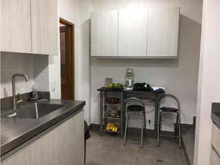 Casa REMODELADA en venta en El Poblado, La Concha