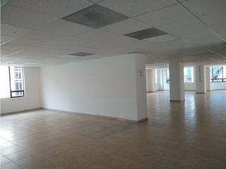 OFICINA ARRIENDO EDIF. PALMA REAL CENTRO INTERNAL DE 2.000 M2