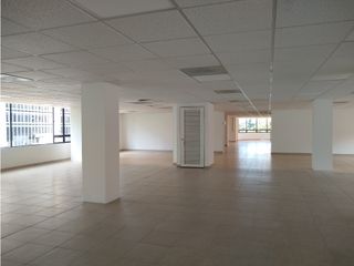 OFICINA ARRIENDO EDIF. PALMA REAL CENTRO INTERNAL DE 2.000 M2