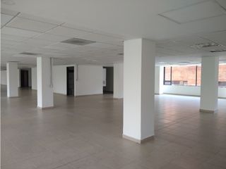 OFICINA ARRIENDO EDIF. PALMA REAL CENTRO INTERNAL DE 2.000 M2