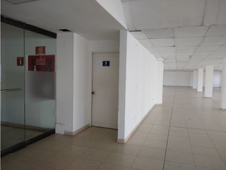 OFICINA ARRIENDO EDIF. PALMA REAL CENTRO INTERNAL DE 2.000 M2