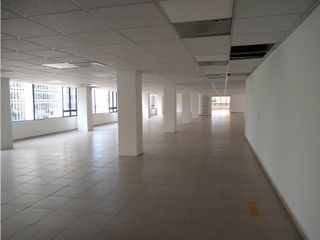 OFICINA ARRIENDO EDIF. PALMA REAL CENTRO INTERNAL DE 2.000 M2