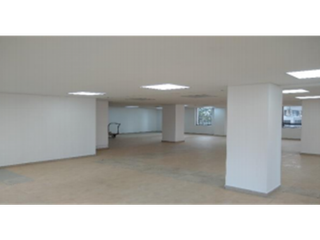 OFICINA ARRIENDO EDIF. PALMA REAL CENTRO INTERNAL DE 2.000 M2