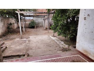 Foto 18 de Vendo Casa Barrio Alberdi 2 dormitorios con ESCRITURA