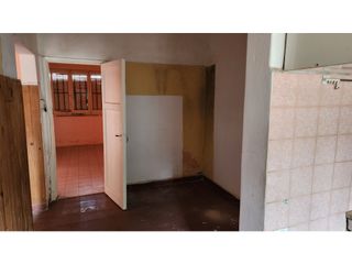 Foto 11 de Vendo Casa Barrio Alberdi 2 dormitorios con ESCRITURA