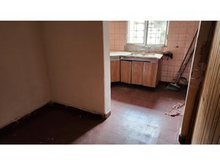 Foto 15 de Vendo Casa Barrio Alberdi 2 dormitorios con ESCRITURA
