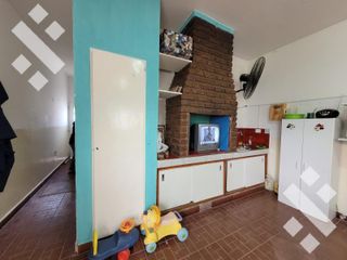 Foto 8 de Venta de casa 4 dorm, B° Belgrano, Neuquen Capital!