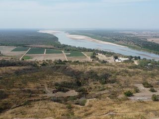 Foto 1 de Campo en  Venta en Embarcación