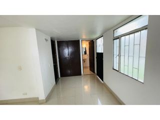 Venta Oficina en Casa de dos Pisos 336 M2 en Niza Sur Bogotá