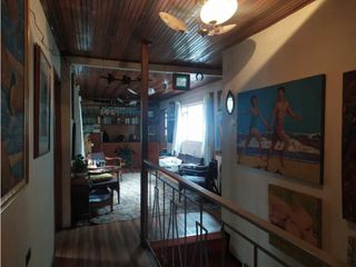 Foto 6 de VENDO CASA LOTE EN BOGOT  SANTA ANA. REMODELAR  REA 244,70 m2