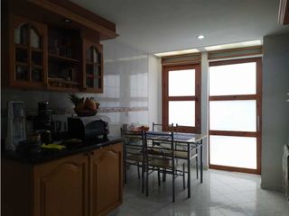 Foto 9 de CASA SECTOR EXCLUSIVO SANTA ANA.  SE VENDE.  BOGOT