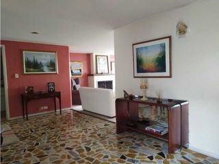 Foto 3 de CASA SECTOR EXCLUSIVO SANTA ANA.  SE VENDE.  BOGOT