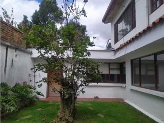 Foto 2 de CASA REMODELADA  SE VENDE SANTA ANA BOGOT