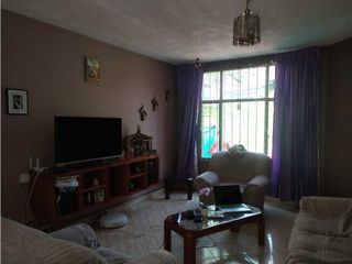 Foto 24 de VENDO CASA CON LOTE. REA 672 m2  PACHO CUNDINAMARCA