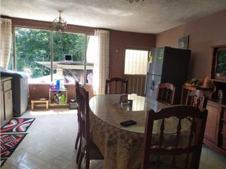 Foto 25 de VENDO CASA CON LOTE. REA 672 m2  PACHO CUNDINAMARCA