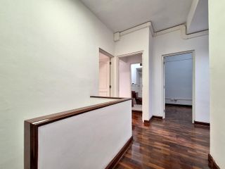 Casa en alquiler en Miraflores de  480 m2, con cohera