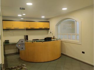 Foto 11 de Mariana de Jesús, Oficina  Amoblada en Renta, 450m2, 2 Ambientes