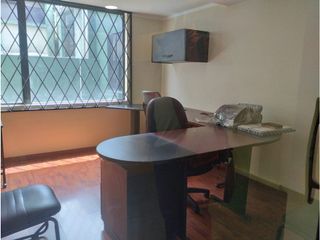 Foto 17 de Mariana de Jesús, Oficina  Amoblada en Renta, 450m2, 2 Ambientes
