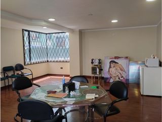 Foto 13 de Mariana de Jesús, Oficina  Amoblada en Renta, 450m2, 2 Ambientes