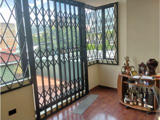 Foto 7 de Mariana de Jesús, Oficina  Amoblada en Renta, 450m2, 2 Ambientes