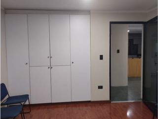 Foto 24 de Mariana de Jesús, Oficina  Amoblada en Renta, 450m2, 2 Ambientes