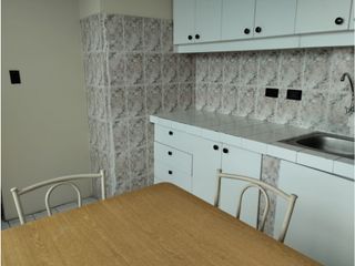 Foto 18 de Mariana de Jesús, Oficina  Amoblada en Renta, 450m2, 2 Ambientes