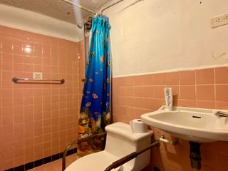 Foto 12 de Casa comercial en venta. Centro de Cuenca