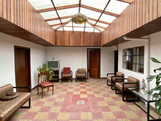 Foto 8 de Casa comercial en venta. Centro de Cuenca