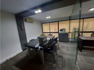 Foto 2 de Oficinas en venta en Medellín sector Suramericana