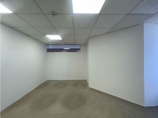 Foto 11 de RENTO ESPACIOSA OFICINA EN El NORTE CON UBICACIÓN ESTRATÉGICA