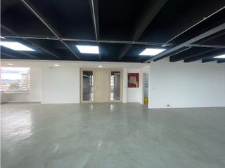 Foto 16 de RENTO OFINA REMODELADA EN LA 77 CON 11
