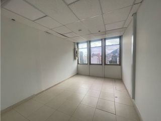 Foto 11 de RENTO OFICINA EN EL CENTRO DE BOGOTÀ EN PRESTIGIOSO EDIFI