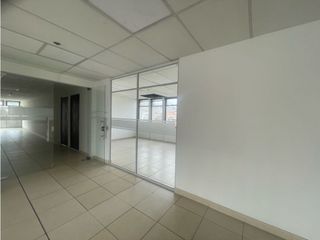 Foto 4 de RENTO OFICINA EN EL CENTRO DE BOGOTÀ EN PRESTIGIOSO EDIFI