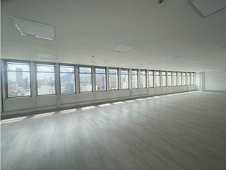 Foto 24 de VENDO RENTO OFICINA EN EL CENTRO EN PRESTIGIOSO EDIFICIO
