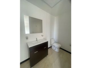 Foto 9 de VENDO RENTO OFICINA EN EL CENTRO EN PRESTIGIOSO EDIFICIO