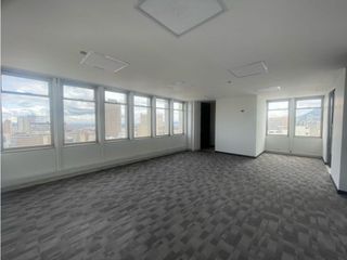 Foto 11 de VENDO RENTO OFICINA EN EL CENTRO EN PRESTIGIOSO EDIFICIO
