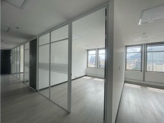 Foto 21 de VENDO RENTO OFICINA EN EL CENTRO EN PRESTIGIOSO EDIFICIO
