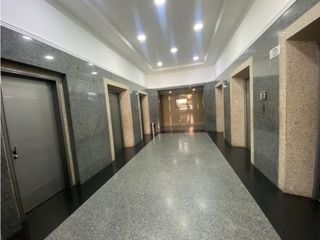 Foto 8 de VENDO RENTO OFICINA EN EXCLUSIVO EDIFICIO EN CHICO
