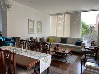 Foto 1 de ARRIENDO EXCELENTE APARTAMENTO EN NOGAL CON  LINDA TERRAZA de 70 MTS