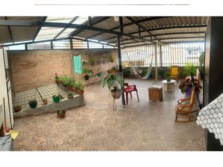 Foto 19 de VENDO CASA DE 3 PISOS CERCA AL CENTRO