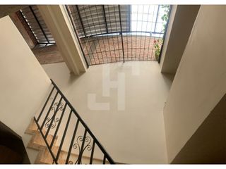 Foto 13 de VENDO CASA DE 3 PISOS CERCA AL CENTRO