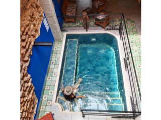 Foto 1 de En venta hostal en Centro Histórico | Casa estilo Republicano