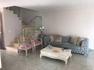 Foto 5 de CASA DUPLEX AMOBLADA , 3 ALCOBAS, LA CASTELLANA
