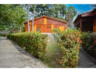 Foto 2 de Casa en zona campestre con permiso de renta turístico - 005