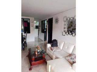 Foto 3 de SE VENDE CASA BIFAMILIAR PORTAL CAMPESTRE 2 GIRON
