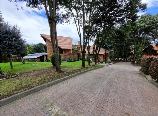 place photo 52